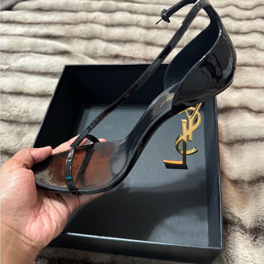 Yves Saint Laurent Black and Gold Heels